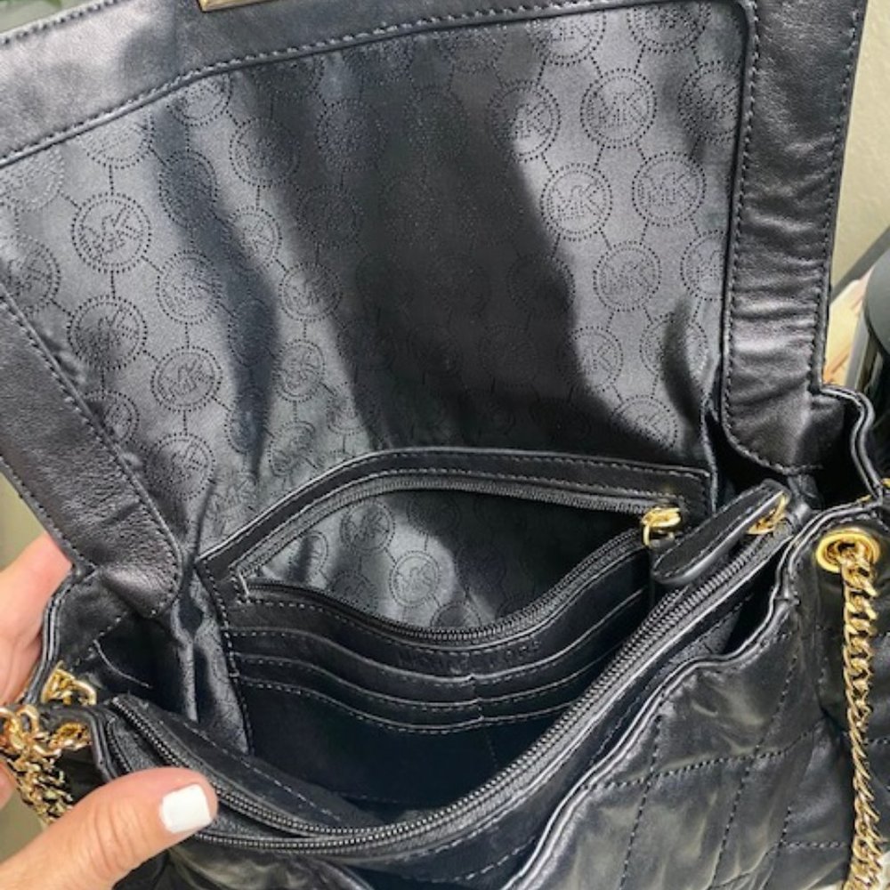 Michael Kors Sloan Leather Chain Quilted Black Bag - Picture 5 of 8